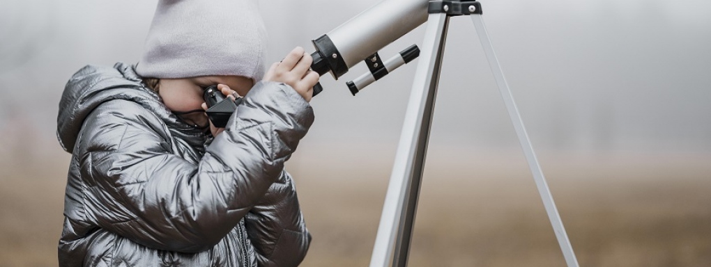 Rozwijanie pasji do kosmosu - najlepsze teleskopy dla dzieci