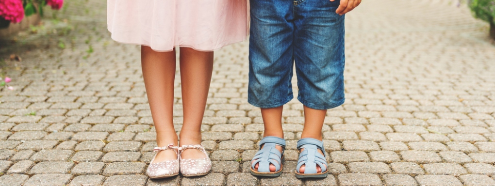 Jakie sandałki dla dziecka wybrać? 6 praktycznych wskazówek