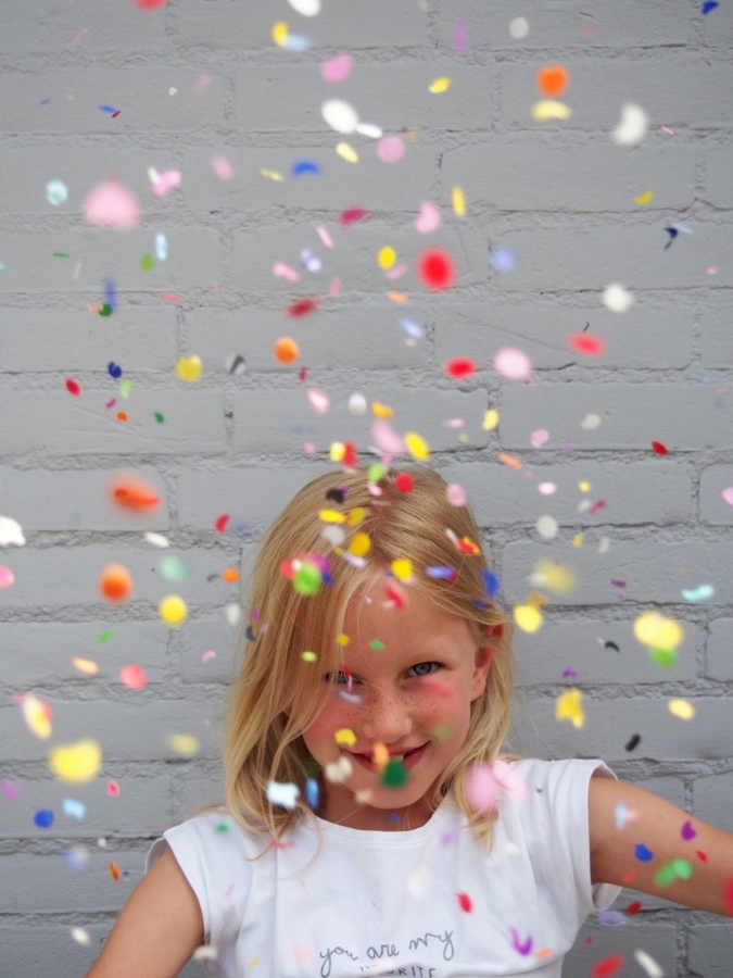 30 sposobów jak urządzić urodziny kiedy nie ma zbyt wiele pieniędzy - Przygotuj konfetti