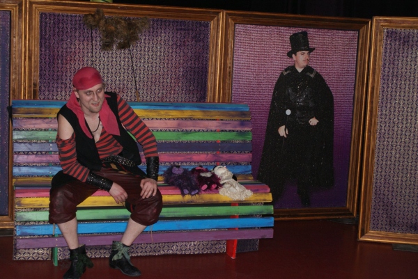Z wizytą w Teatrze Arlekin - V Niedziela z Arlekinem - Dzielny Pirat