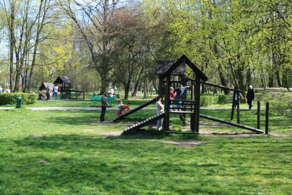 Czas na plac zabaw! (zakończony) - Park Decjusza Wola Justowska Kraków