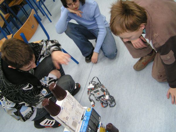 Trobot - kursy robotyki, warsztaty edukacyjne dla dzieci i młodzieży
