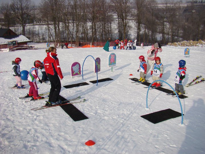 Stacja i szkoła narciarska Podstolice Ski