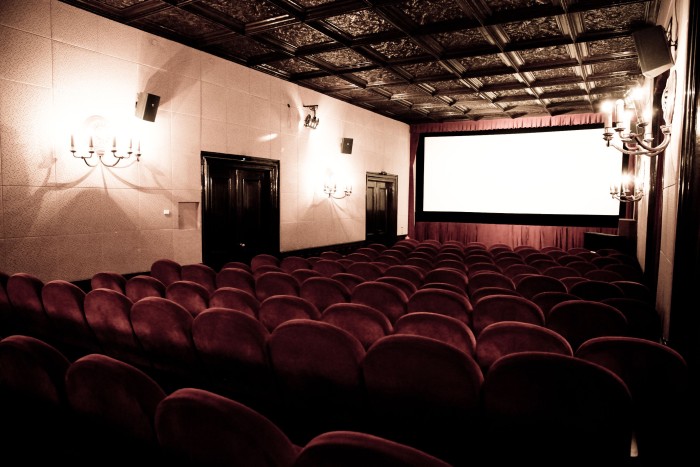 Kino Pod Baranami - Sala Czerwona