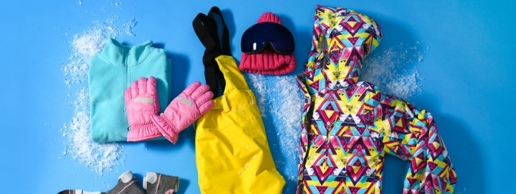 Jak skompletować strój na narty dla dziecka?