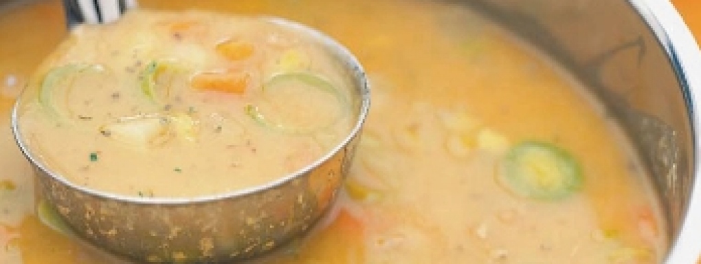 Zimowa zupa z warzyw i soczewicy